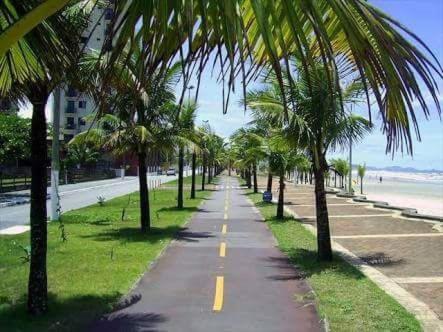 Ferienwohnung Frente Mar Piscina Churrasqueira Wifi Garagem Portaria 24Hs Solemar Exterior foto